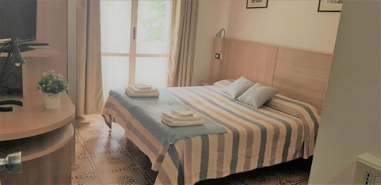Hotel Enrica Cervia Eksteriør billede