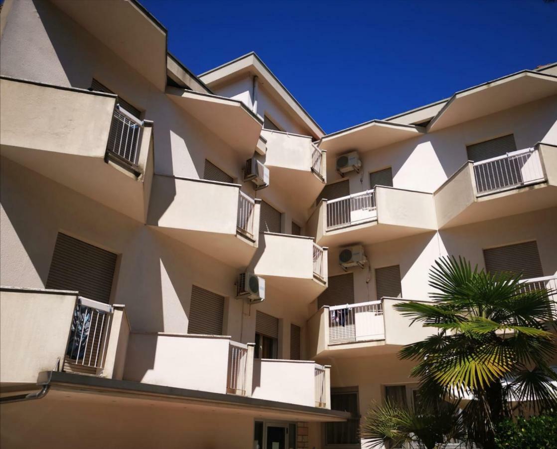Hotel Enrica Cervia Eksteriør billede